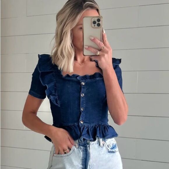 Story On Ruffled Denim CropTop Size L NWT - Picture 2 of 15